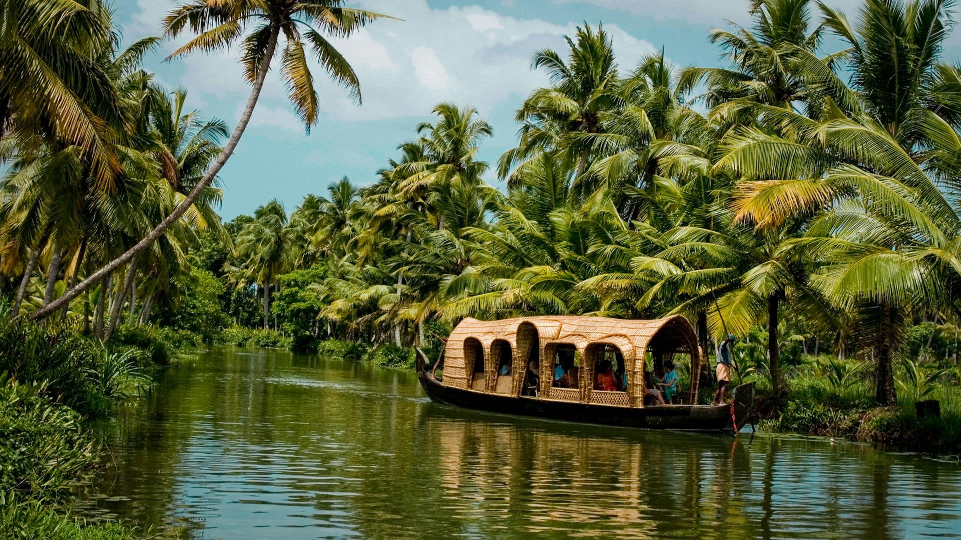 05 days & 04 nights - Explore God's Own Country